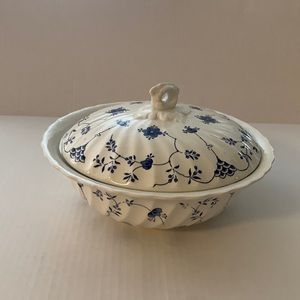 Finlandia Casserole w/lid